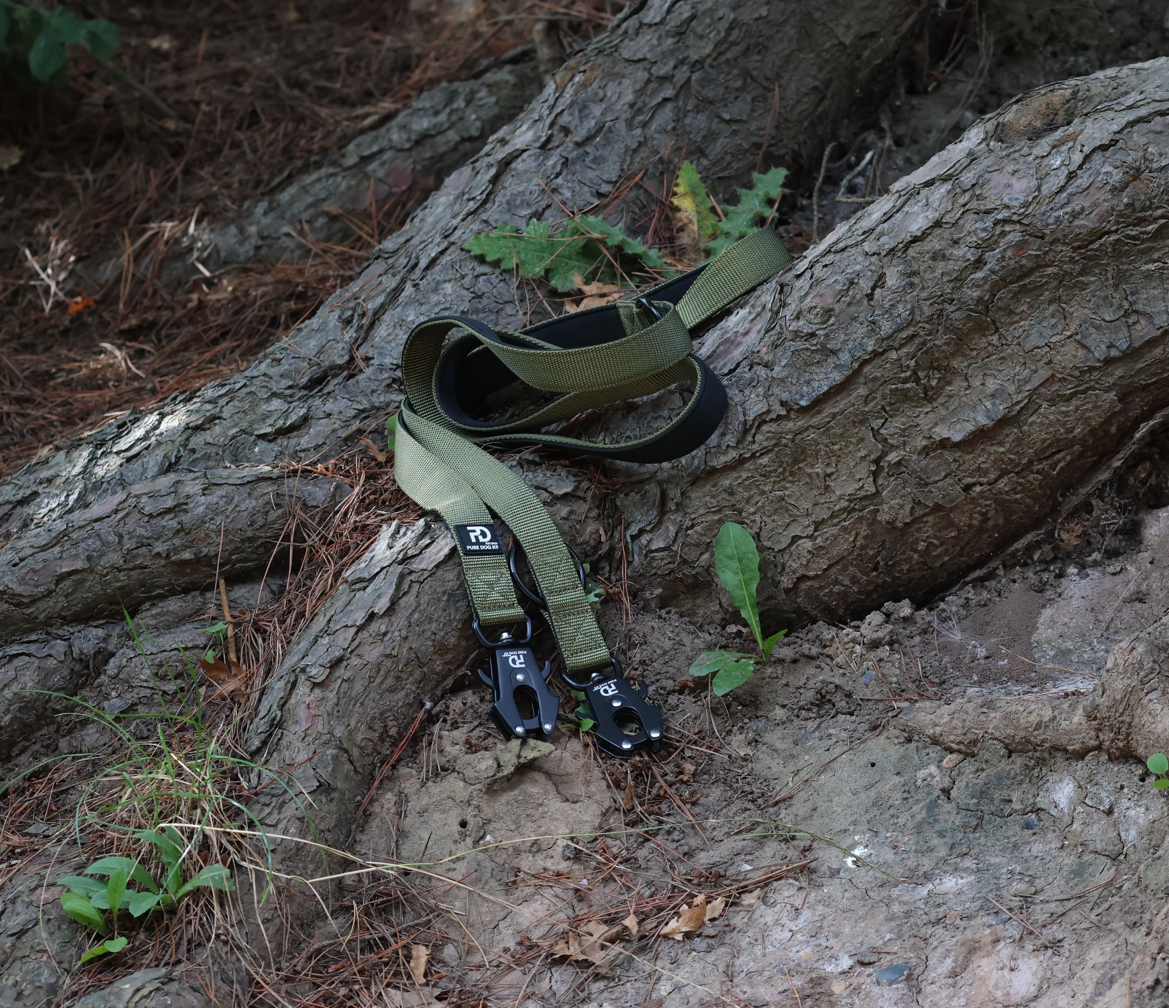 Khaki dog leash with dual clips and adjustable webbing strap