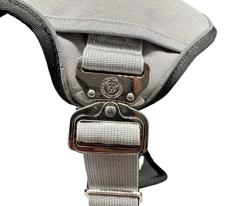 BTactical™ Ultimate No-Pull Dog Harness with Tracker Pocket | Misty Grey