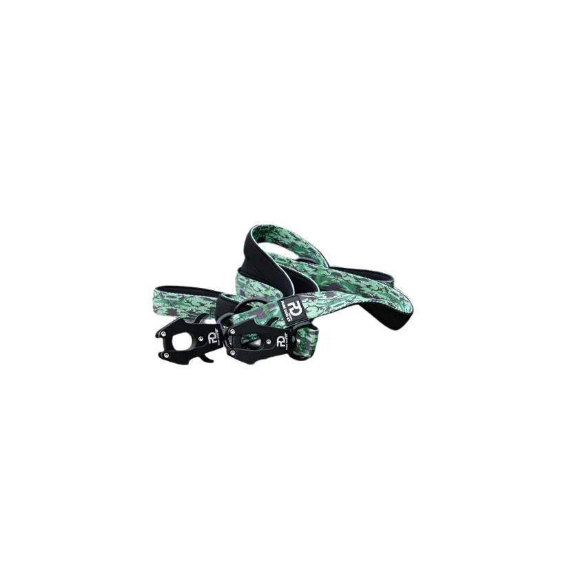 Green camo dog lead with adjustable strap and black buckle hardware