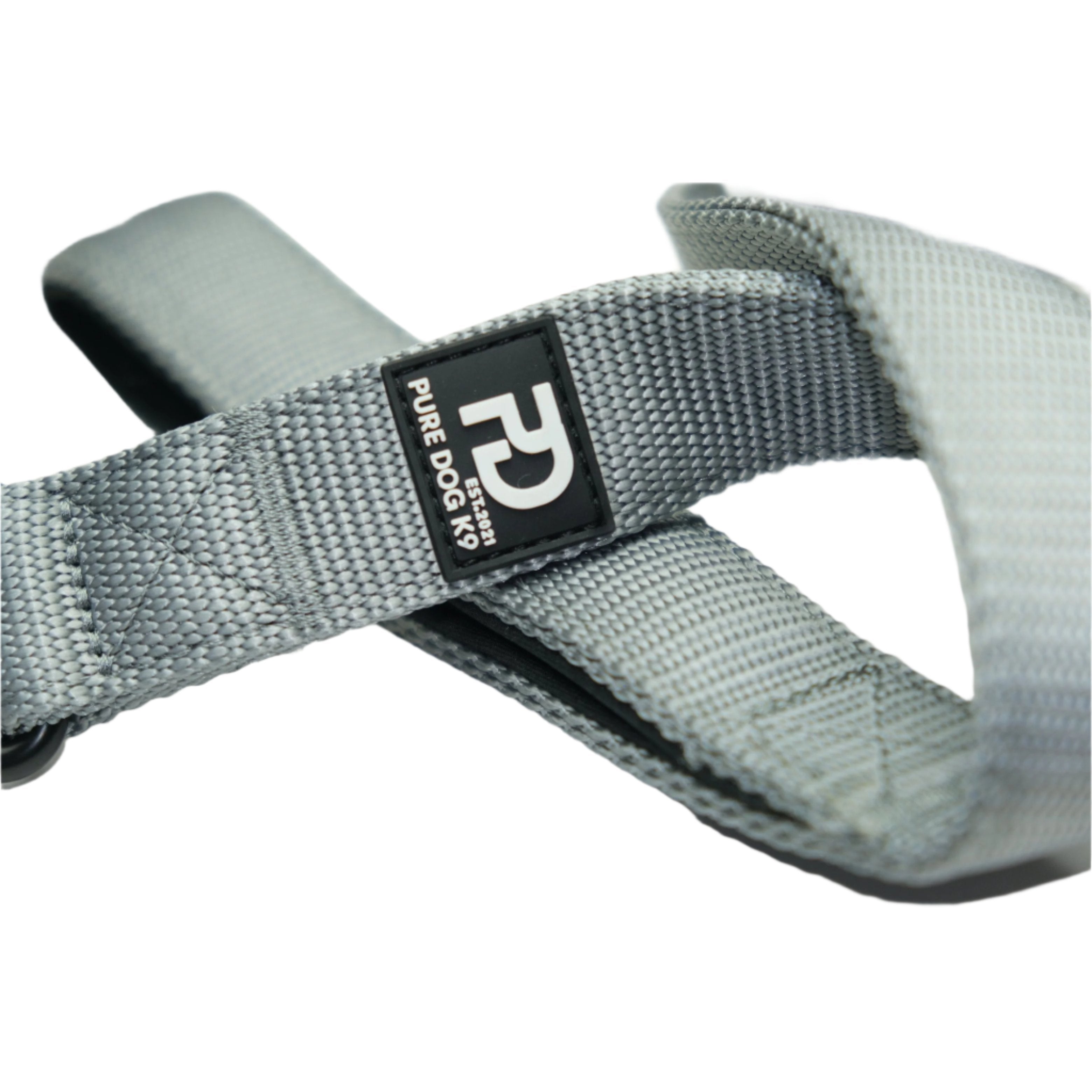 Grey padded handle dog lead with stitched webbing and brand label patch