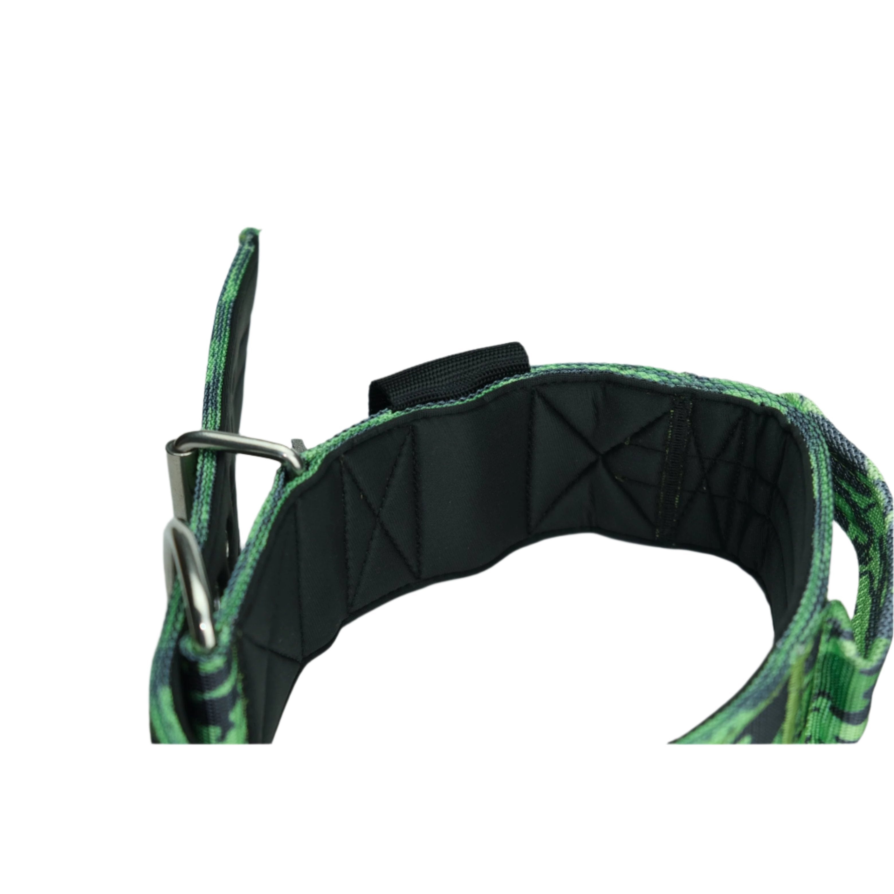 Sport dog collar with green camo edge, quilted black panel, and handle loop