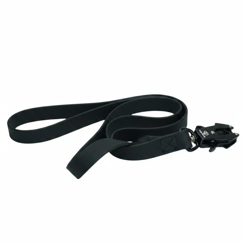 Black waterproof dog lead with adjustable strap and metal snap clip, 120cm