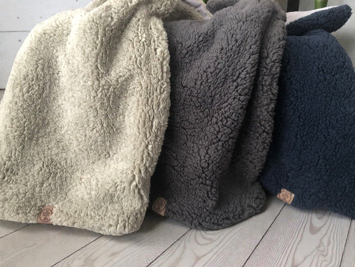 Premium Sherpa Fleece Dog Blanket - Handmade, Soft & Machine Washable | 2 Sizes, 3 Colours