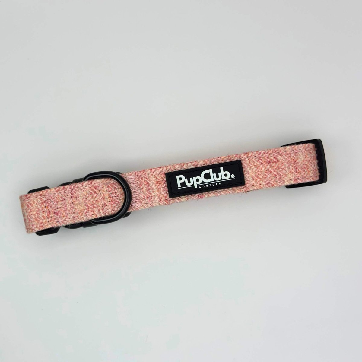 Dog collar tweed pink with black D-ring and PupClub logo patch