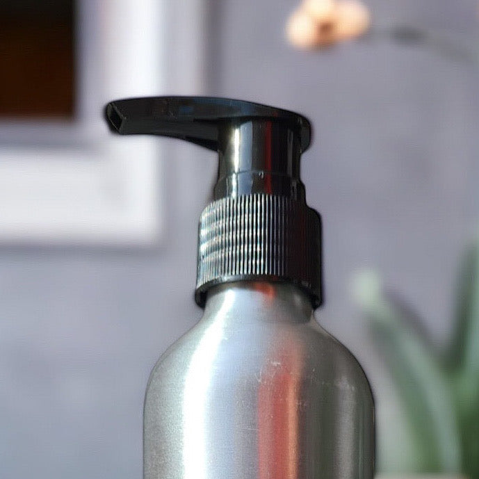 ‘Stop Bugging Me’ - flea & tick repellent shampoo