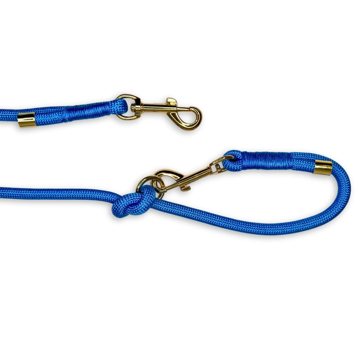 Blue rope lead with metal swivel ring and two snap hooks